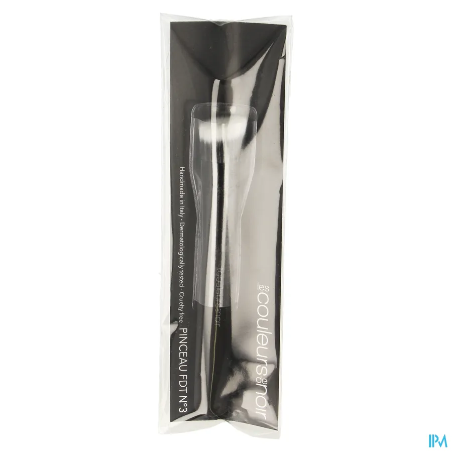 packshot van Les Couleurs De Noir Poeder Fdt N3 Borstel